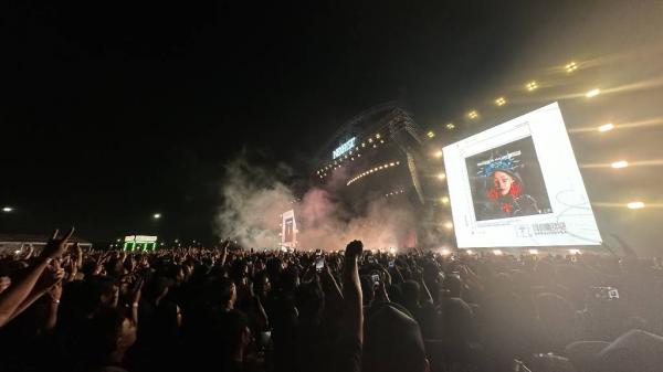 BMTH buka konser di Jakarta dengan lagu DarkSide