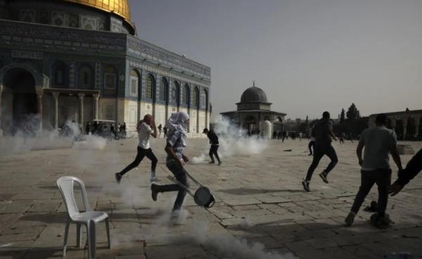 Ratusan Pemukim Ilegal Israel Geruduk Masjid Al Aqsa untuk Rayakan Hari Besar Yahudi