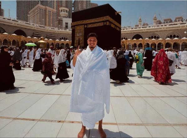 Potret Wak Haji Ragnar Oratmangoen Umrah Sebelum Timnas Indonesia Vs ...