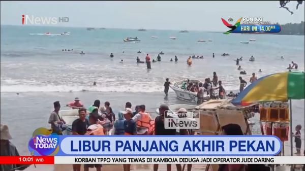 Masyarakat Menikmati Liburan ke Pandeglang di Tengah Isu Gempa Megathrust