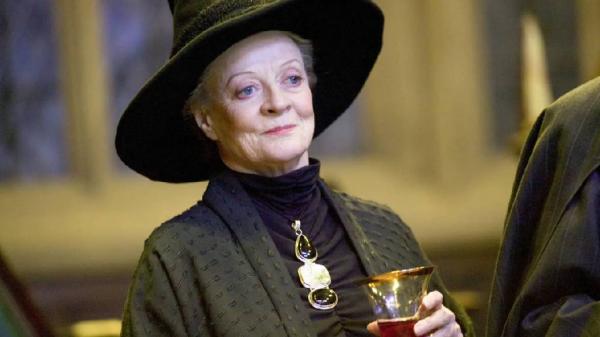 Dame Maggie Smith meninggal dunia. Dame Maggie Smith meninggal dunia. (Foto: Warner bros)