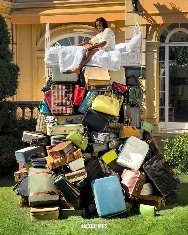 Jules Kounde Jules Kounde photoshoot untuk Jacquemus. (Foto: Instagram)