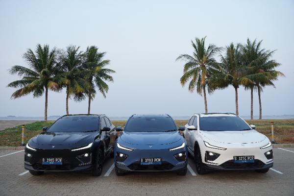 NETA mengumumkan harga NETA X, yaitu Rp428 juta untuk NETA X 500 Elite dan Rp448 juta untuk NETA X 500 Supreme berlaku on the road (OTR) Jakarta. (Foto: dok Neta)