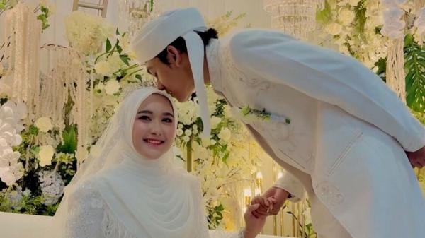 Pernikahan Zizan Gus Zizan dan Farah Kamila Asy Syifa saat menikah. (Foto: Instagram)