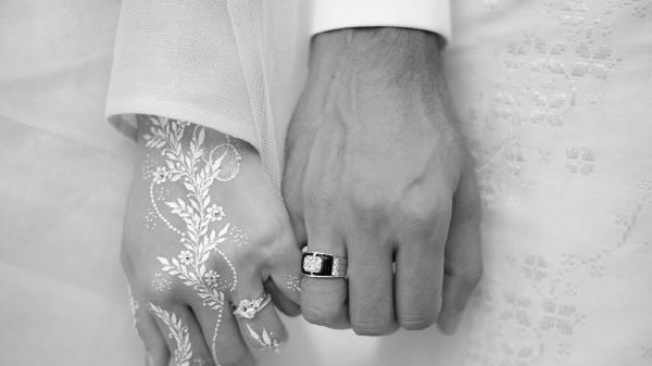 Pevita Pearce dan suami. (Foto: Instagram)