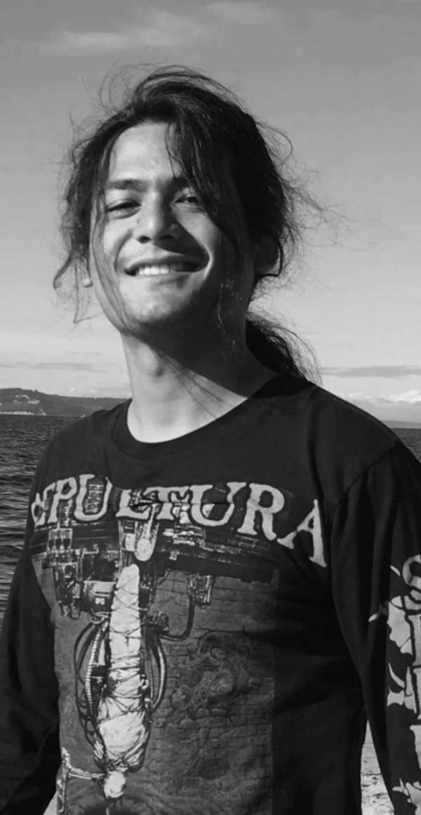 Ioannis tersenyum di depan kamera. (Foto: Instagram)