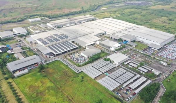 Pabrik Mobil Daihatsu 1