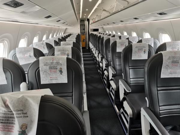 Konfigurasi kursinya tipe 2-2 dengan jumlah seat sebanyak 112. Hal itu membuat penumpang lebih nyaman karena duduk antara seat juga terasa lega.