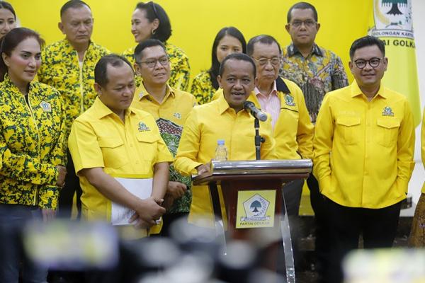 5 Berita Populer: Bahlil Umumkan Pengurus Lengkap DPP Partai Golkar hingga Wolves Menang