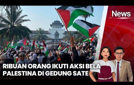 Ribuan Muslim Gelar Aksi Bela Palestina di Depan Gedung Sate Bandung