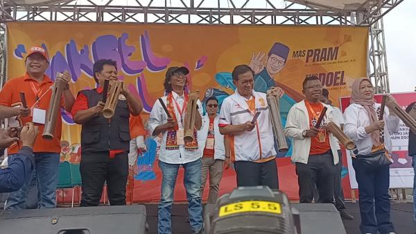 Pramono Hadiri Aktivasi Posko Pemenangan di Jaksel, Disambut Bunyi Kentongan dan Peluit