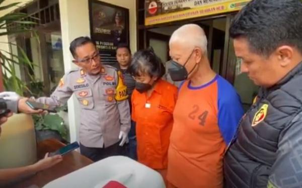 Kakek-Nenek di Jombang Ditangkap Gara-Gara Modifikasi Mobil untuk Angkut BBM