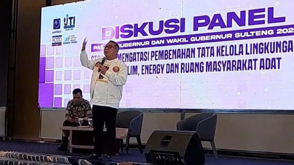 Cagub Ahmad Ali Teken Kontrak Politik Lingkungan di Diskusi Panel Forum Jurnalis Sulteng