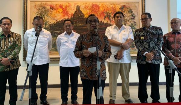 Menko PMK: Jumlah Pengungsi Erupsi Gunung Lewotobi Laki-Laki Menurun Jadi 5.117 Orang