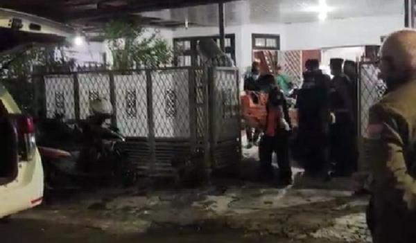 Remaja Bunuh Ayah dan Neneknya di Lebak Bulus, Korban Ditusuk Beberapa Kali