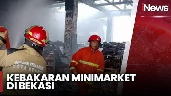 Kebakaran Minimarket di Bekasi, Kobaran Api dan Asap Tebal Membubung Tinggi