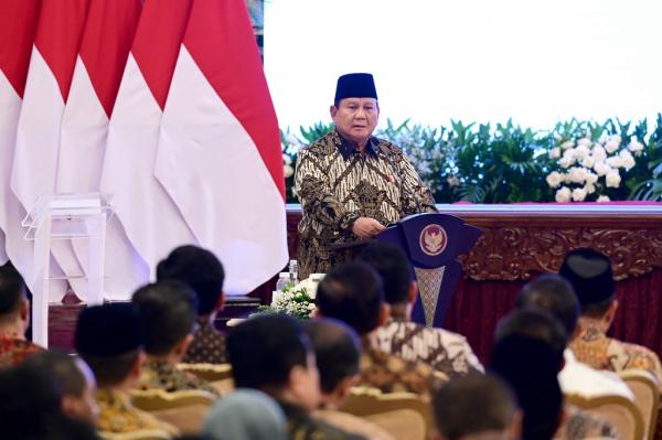 Prabowo Prioritaskan Pendidikan dan Kesehatan di APBN 2025: Jalan Keluar dari Kemiskinan