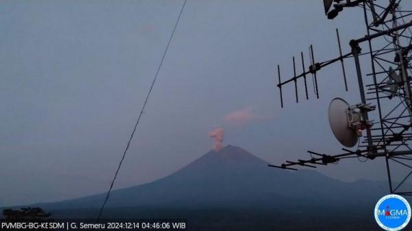 Gunung Semeru Erupsi Beruntun 5 Kali Hari Ini, Status Level II Waspada