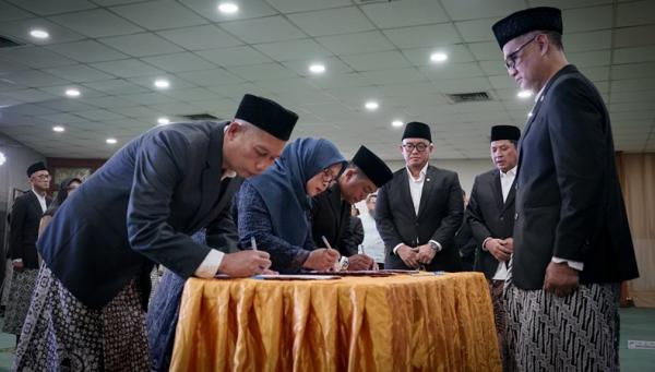 BP Haji Lantik Pejabat di Masjid, dari Eks Penyidik KPK hingga TNI