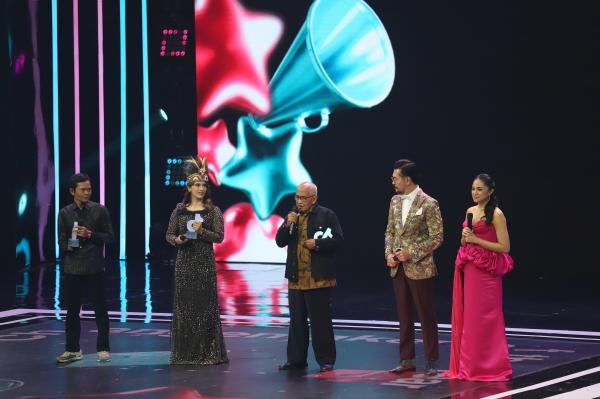 Para penerima penghargaan Changemaker of the Year. (Foto: iNews Media Group/Arif Julianto)