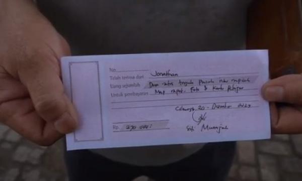 Kuitansi pungutan uang Rp2,7 juta di SMAN 2 Cileungsi. (Foto: iNews)