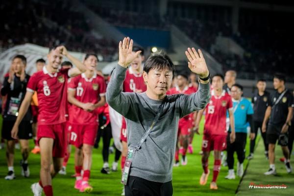 Shin Tae-yong memimpin Timnas Indonesia di putaran pertama Kualifikasi Piala Dunia 2026 zona Asia. (Foto: Instagram @shintaeyong7777)
