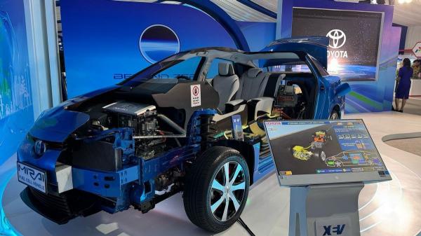 Mobil Konsep Toyota Mirai