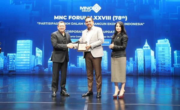 Executive Chairman MNC Group Hary Tanoesoedibjo, Menteri UMKM Maman Abdurrahman, dan Executive Chairwoman MNC Group Liliana Tanoesoedibjo. (Foto: Aziz Indra)