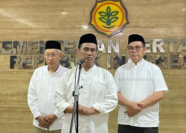 11.000 Ton Beras Keluar dari Pasar Induk Cipinang, Mentan Curiga Ada Peran Mafia