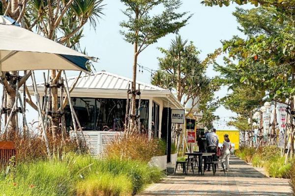 Cove PIK menawarkan wisata belanja sekaligus kuliner yang menyenangkan. (Foto: Istimewa)