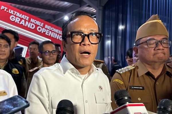 Wamenaker Geram Dengar Driver Ojol Dapat BHR Rp50.000 dari Perusahaan: Naik Darah Gue