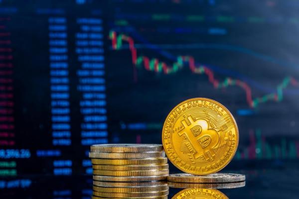 Bitcoin Anjlok pada Kuartal I-2025, XRP Bersiap untuk Rebound