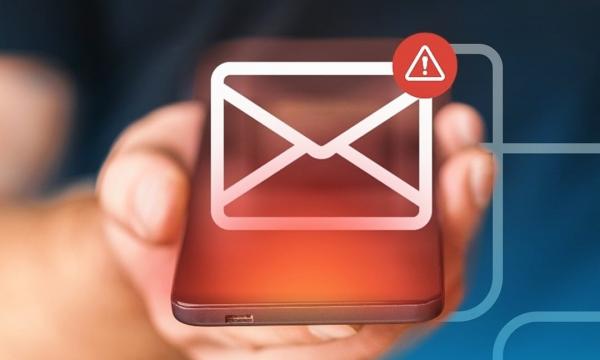 Lindungi Anak di Ruang Digital, Menkomdigi Terus Godok PP Perlindungan Anak
