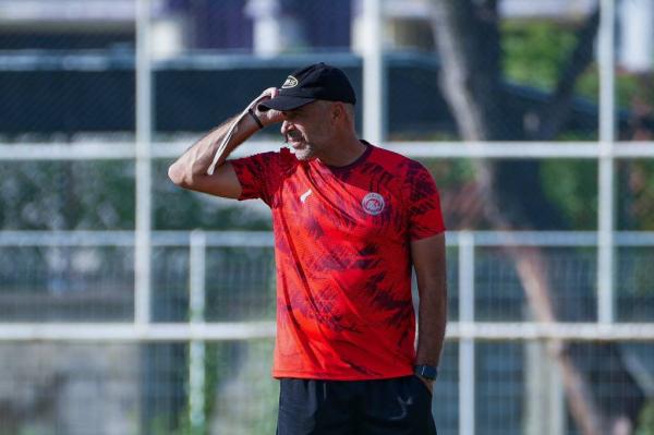 Pelatih Arema Beri Kabar Buruk jelang Lawan Madura United