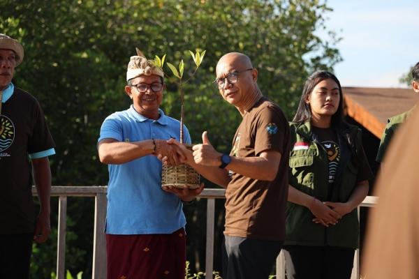 Kejagung Tanam Mangrove (Foto: dok Kejaksaan Agung)