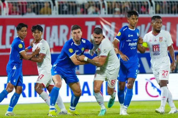 Kabar Buruk! 2 Pemain Asing Persib Bandung Cedera jelang vs Barito Putera