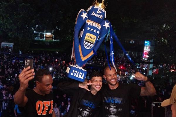 Persib Bandung Juara Liga 1 2024-2025, Resmi Sematkan 4 Bintang di Logo Klub