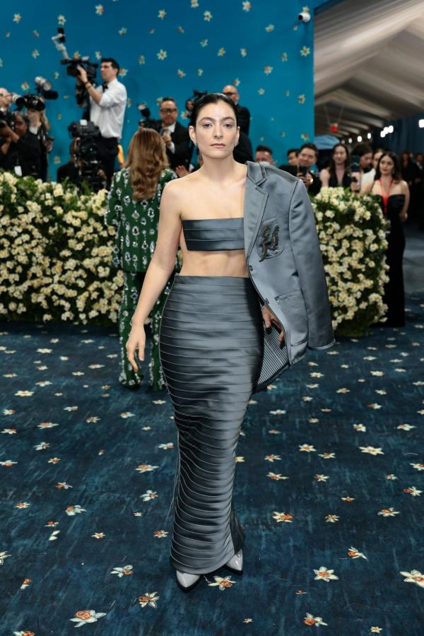 Lorde X)