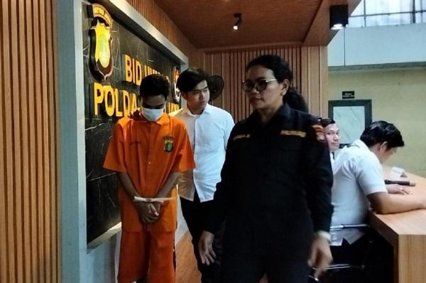 Kakak Adik asal Palembang Menyamar Jadi Perempuan di Bigo Live, Peras Korban Rp100 Juta