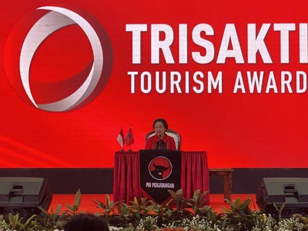 Megawati Sentil Kader PDIP soal Hasil Pemilu 2024: Babak Belur Begitu