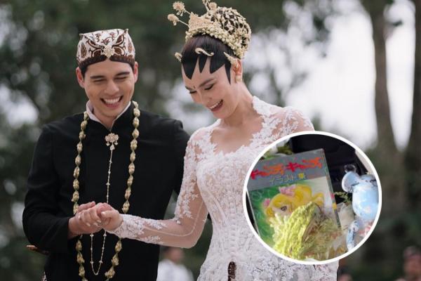 Seserahan Luna Maya Viral, Ada Komik Candy Candy di Antara Luxury Brand! 
