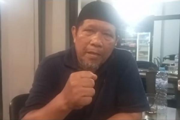 Viral Pernyataan Om Betel dari Bugis Makassar, Tantang Hercules Duel dalam Sarung