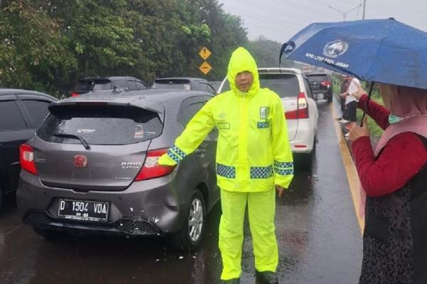 Penyebab Kecelakaan Beruntun 5 Mobil di Tol Padaleunyi, Jarak Pandang Minim akibat Hujan