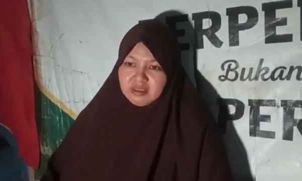 Kata Ibu Terduga Teroris yang Ditangkap di Gowa: Anak Saya hanya Ngajar Ngaji