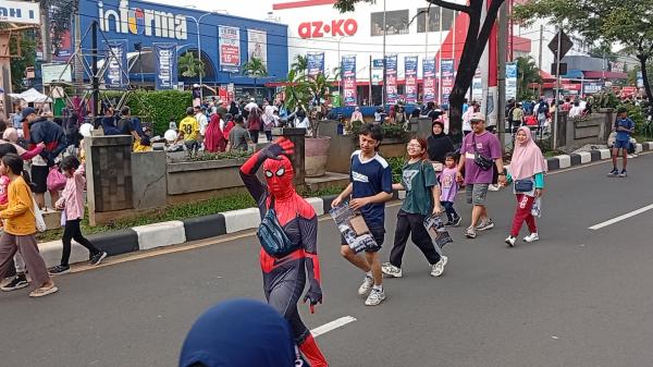 Spiderman di CFD Depok Spiderman di CFD Depok. (Foto: Refi Sandi)