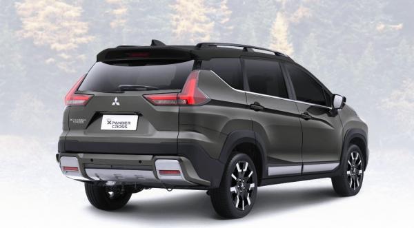 Desain belakang xpander cross 2025