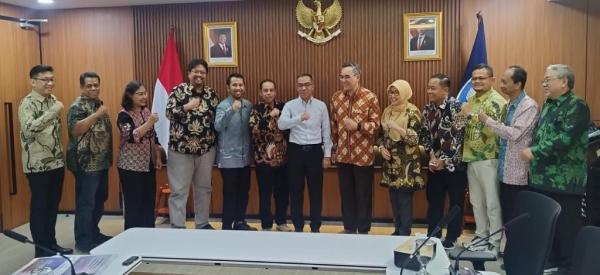 Rektor MNC University Bersama Pelita Gelar Audiensi dengan Mendikti, Perkuat Pendidikan Vokasi