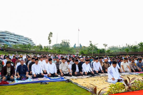 Salat Iduladha di IKN digelar di lapangan sentra massa dan diikuti 700 jemaah (Foto: Dok. OIKN)