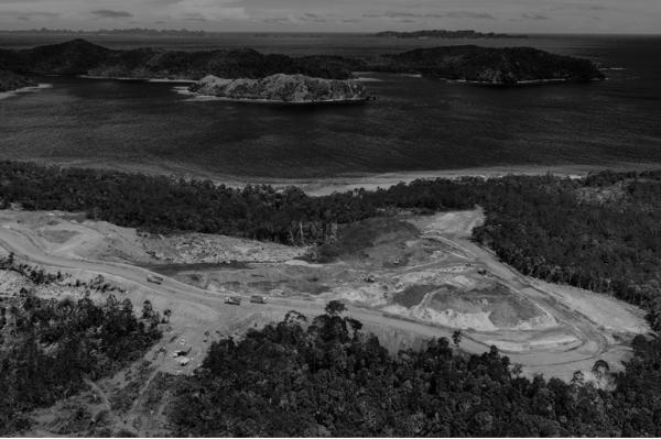 Tambang nikel Raja Ampat Papua Barat Tambang nikel yang beroperasi di Raja Ampat, Papua Barat Daya. (Foto: Greenpeace)
