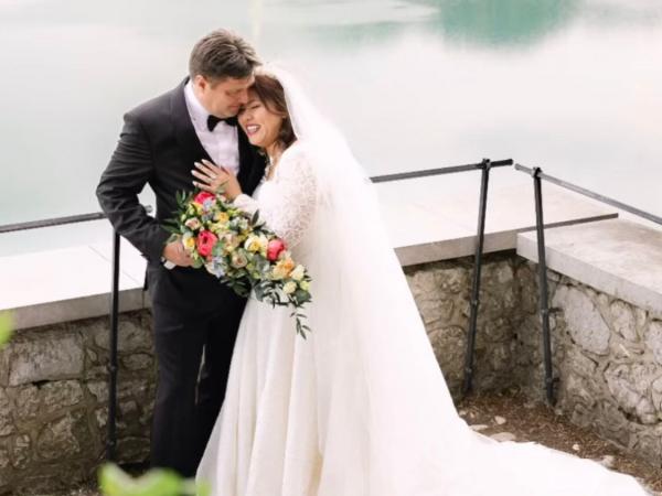 Adik Ahok, Fifi Lety Tjahaja Purnama, menikah di usia 56 tahun. (Foto: Instagram)